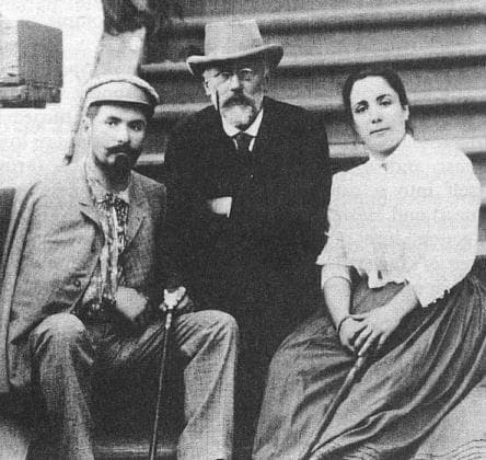 Пётр Ильич Чайковский на групповой фотографии 1890-х годов